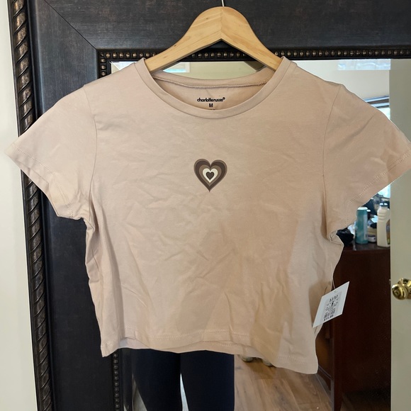 heart graphic tee - Picture 1 of 2